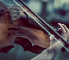 For college students to know: classical music can help you to study