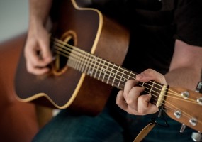 Choosing Your First Classical Guitar
